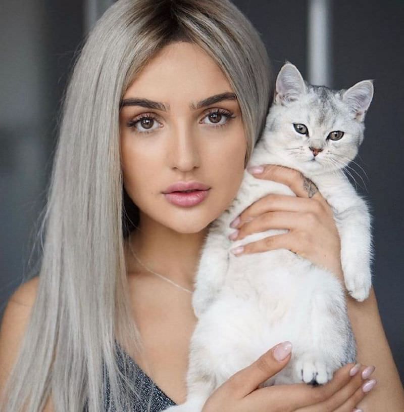 Dina Saeva: Biography of a TikTok Blogger