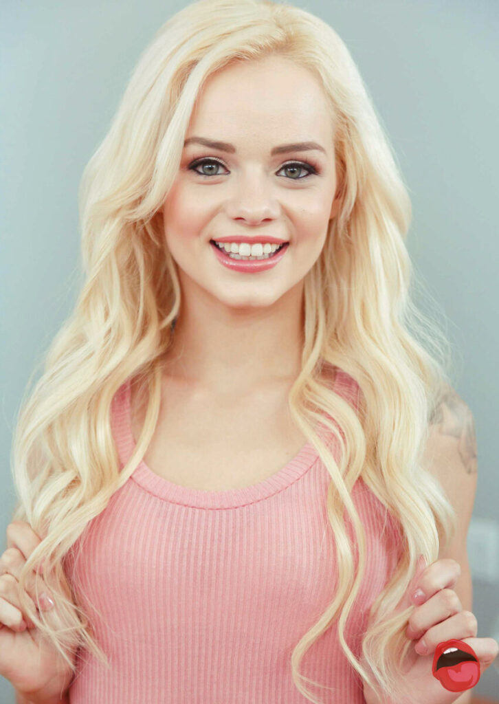 The most beautiful porn actresses: top-50 (250 photos)