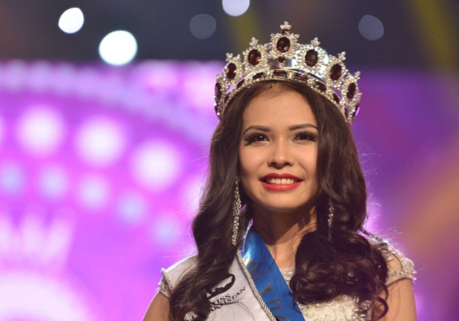 TOP 30 most beautiful Kazakh women and history of beauty queens from Kazakhstan