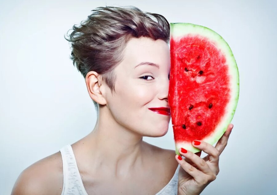 Masturbation with food: how to masturbate with cucumber, banana or other foods