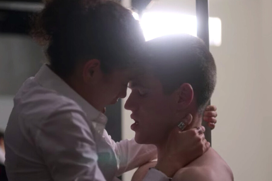 Bed scenes in the tv series “elite”: 15 hottest moments