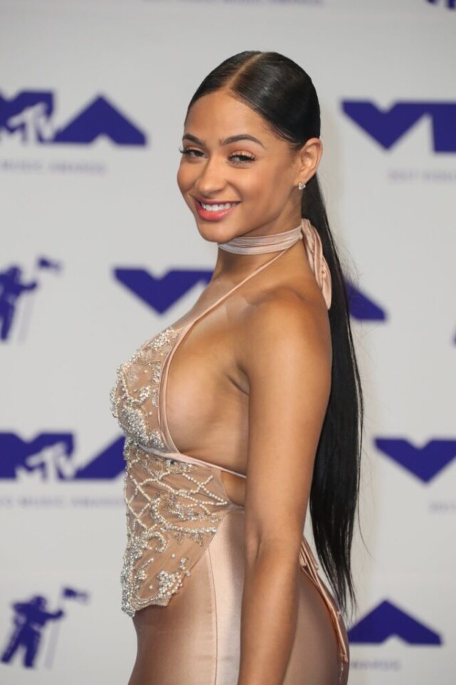 Tori Hughes )