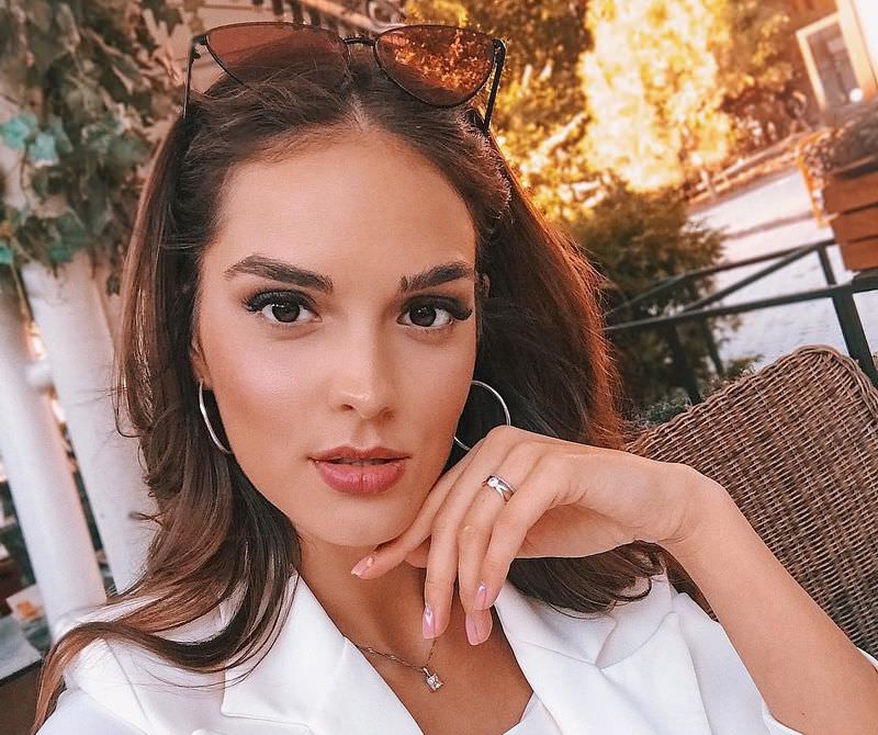 Alina Charova : biography, personal life, family 