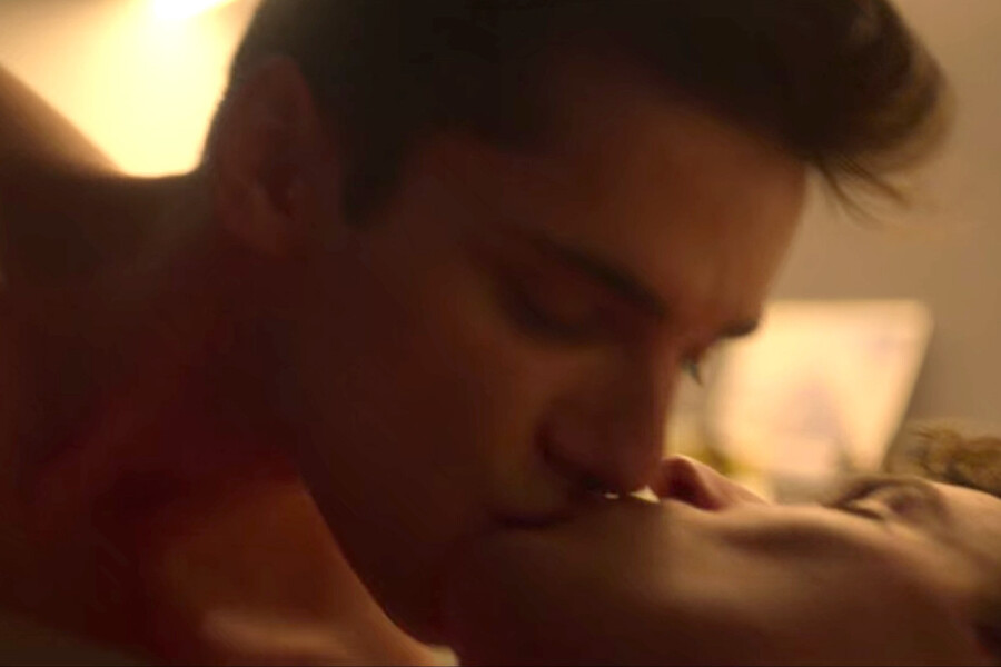 Elite Bed Scenes : 15 Hottest Moments 