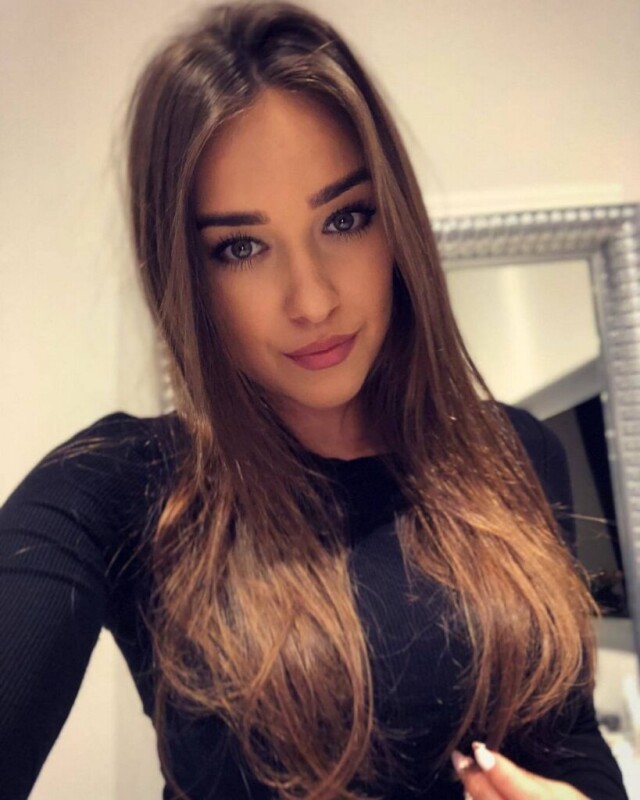 amateur photo of a girl