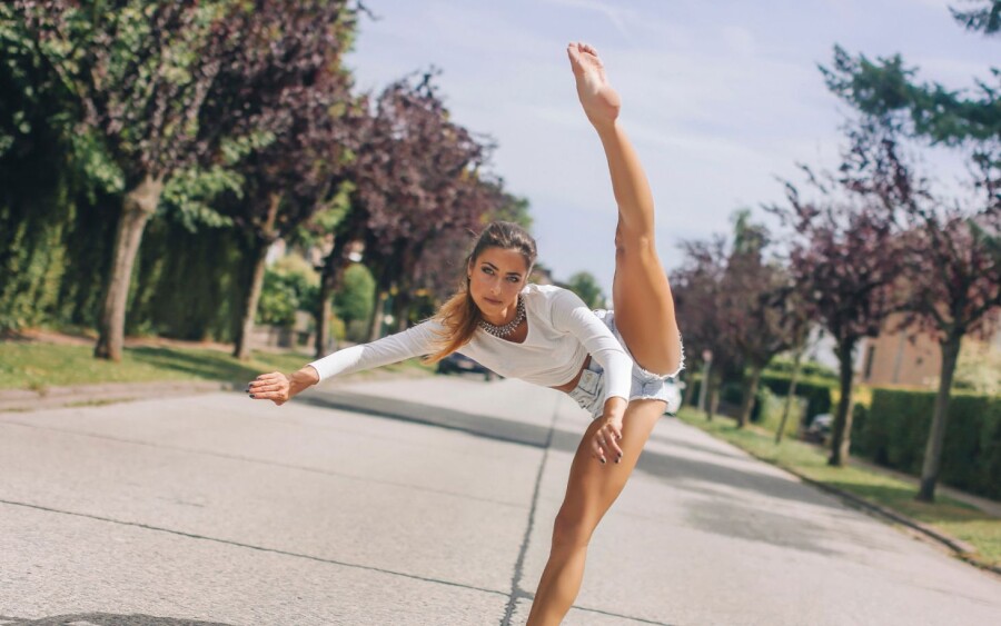 71 FOTOS de chicas hermosas en splits