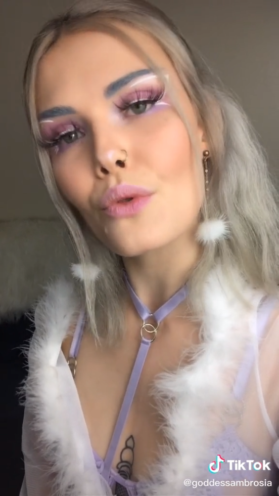 GoddessAmbrosia (@goddessambrosia)